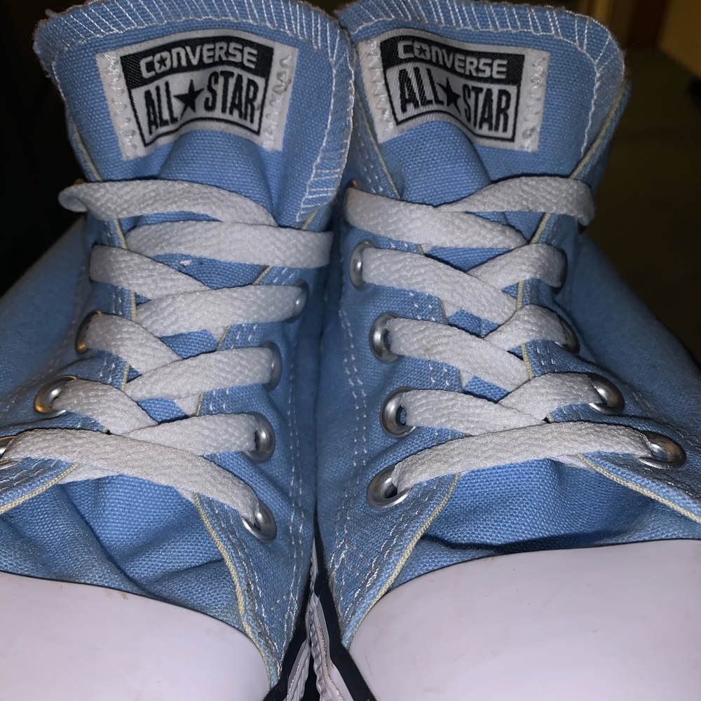 Baby blue converse shoes